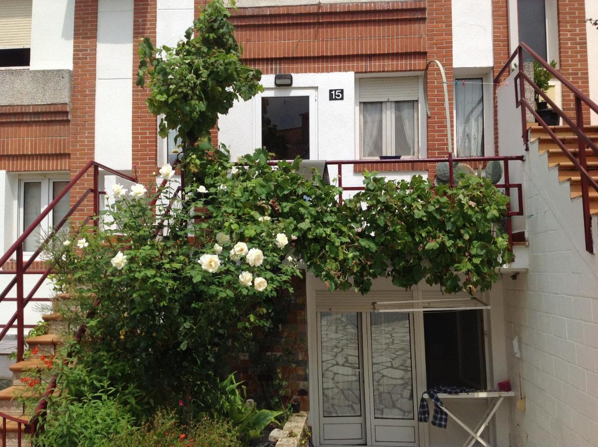 Apartamento Duplex Con Vistas Al Mar Los Girasoles Mogro Exterior photo